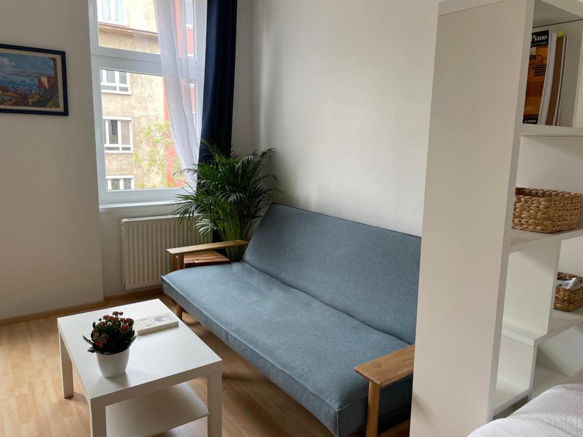 Central Sunny Flat With Free Parking Apartman Bécs Kültér fotó