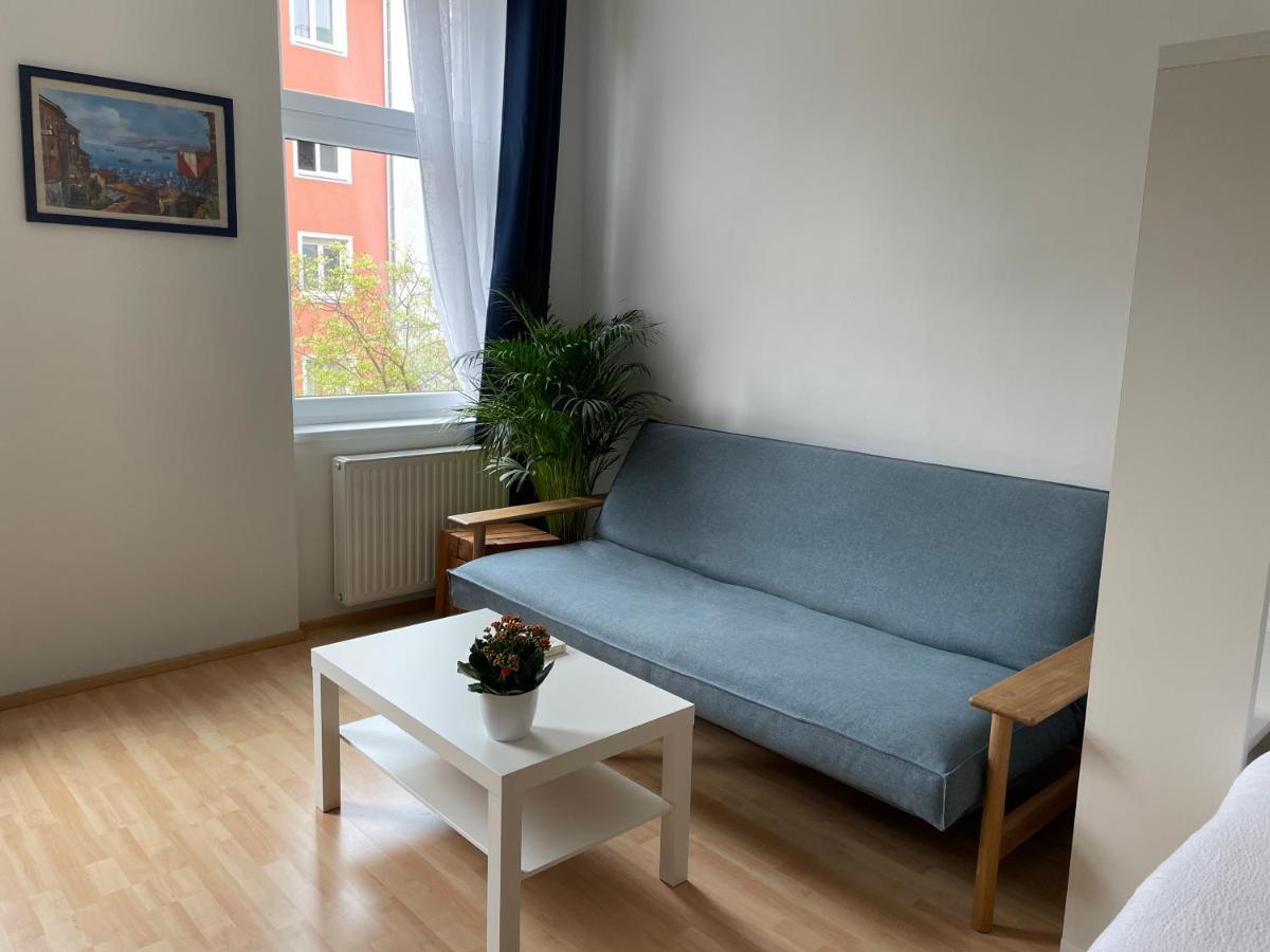 Central Sunny Flat With Free Parking Apartman Bécs Kültér fotó